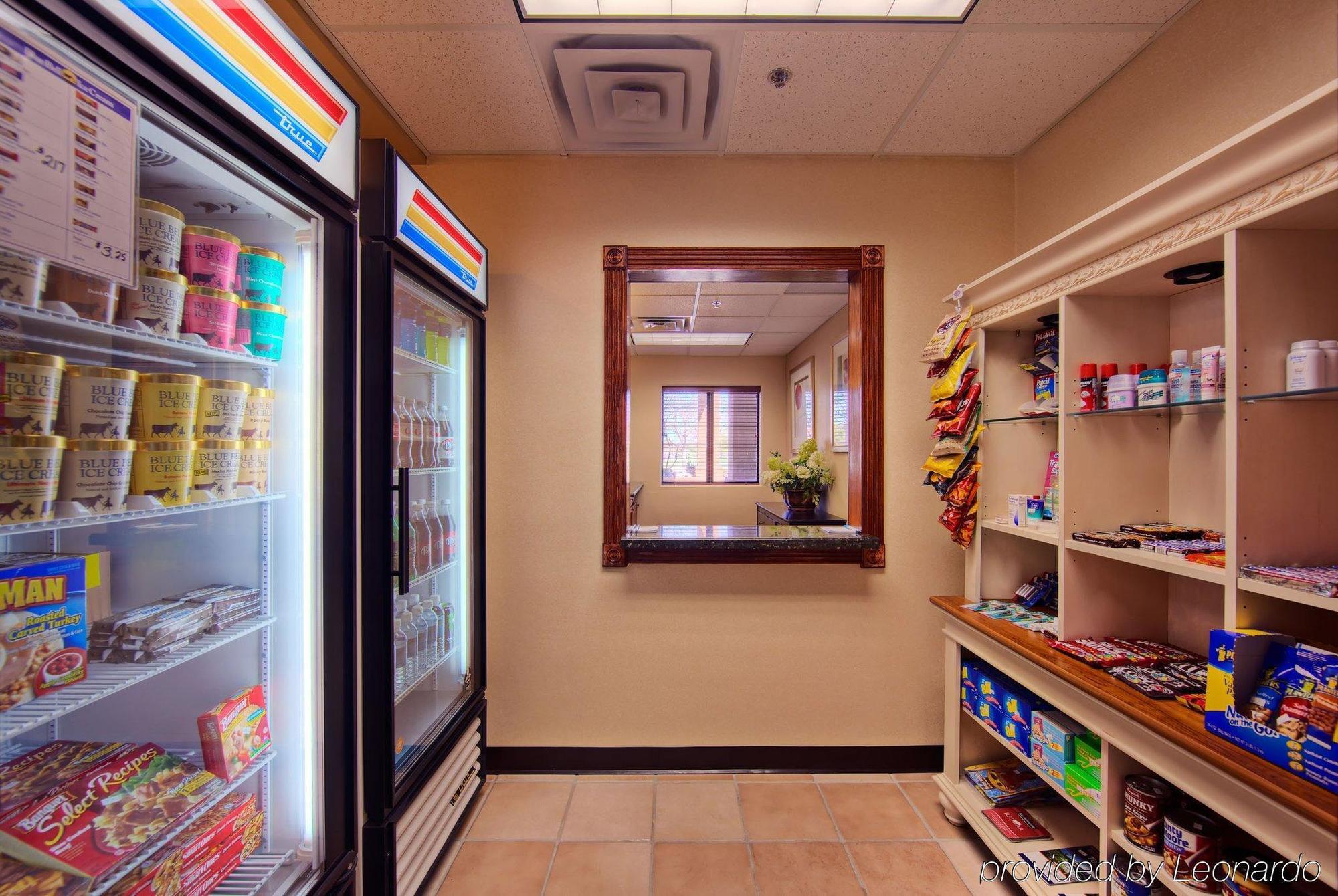Staybridge Suites Lubbock-University Area By Ihg Exterior foto